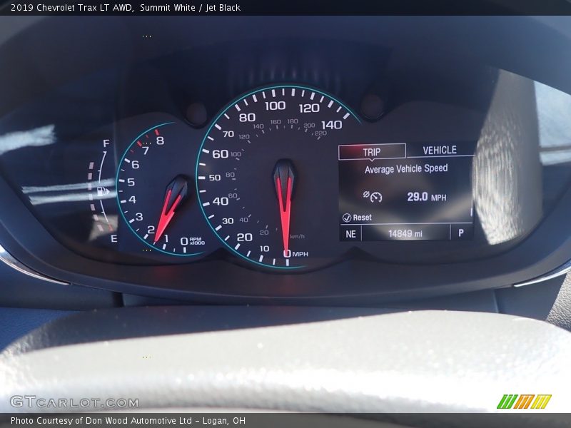 Summit White / Jet Black 2019 Chevrolet Trax LT AWD