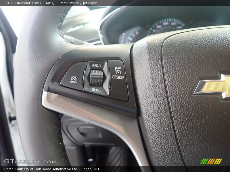 Summit White / Jet Black 2019 Chevrolet Trax LT AWD