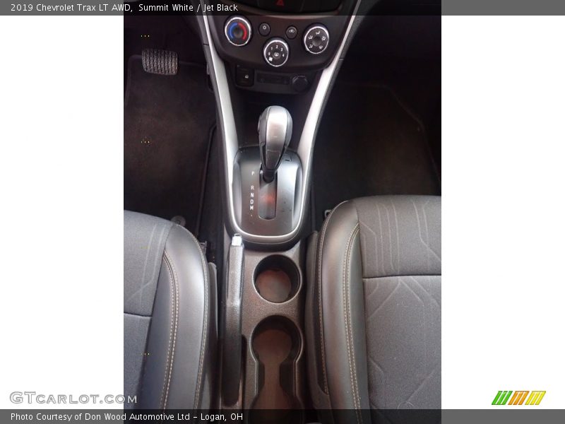 Summit White / Jet Black 2019 Chevrolet Trax LT AWD