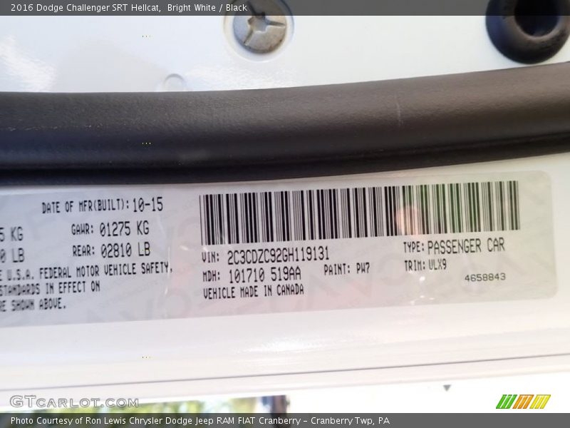 Bright White / Black 2016 Dodge Challenger SRT Hellcat