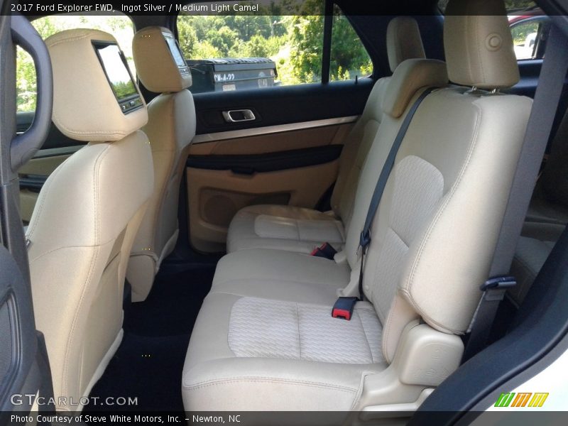 Ingot Silver / Medium Light Camel 2017 Ford Explorer FWD