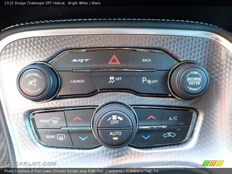 Bright White / Black 2016 Dodge Challenger SRT Hellcat