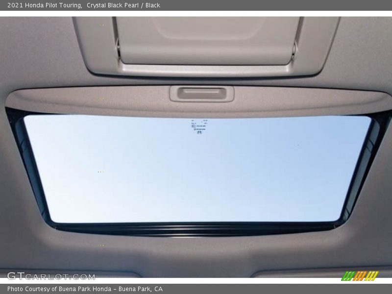 Crystal Black Pearl / Black 2021 Honda Pilot Touring