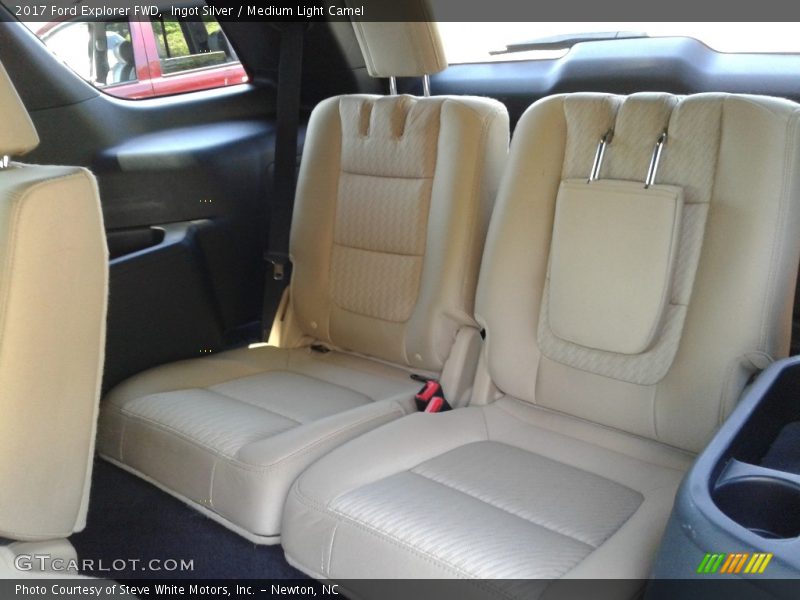Ingot Silver / Medium Light Camel 2017 Ford Explorer FWD