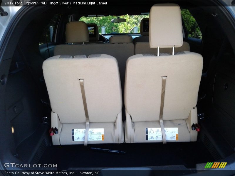 Ingot Silver / Medium Light Camel 2017 Ford Explorer FWD