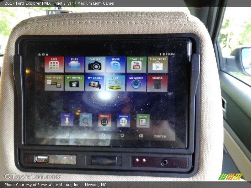 Ingot Silver / Medium Light Camel 2017 Ford Explorer FWD