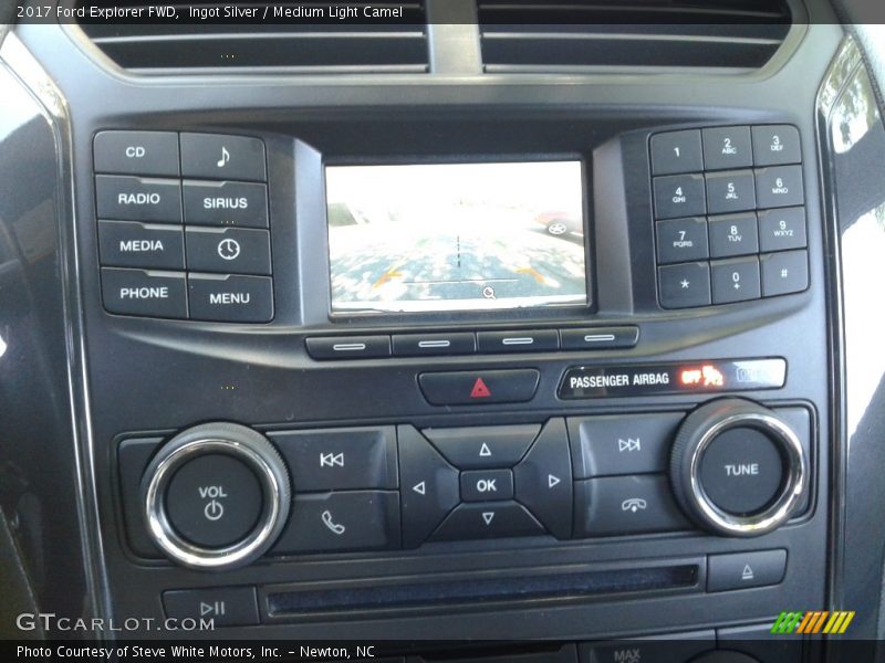 Ingot Silver / Medium Light Camel 2017 Ford Explorer FWD