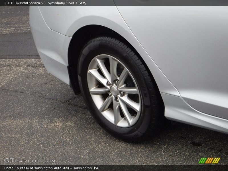 Symphony Silver / Gray 2018 Hyundai Sonata SE