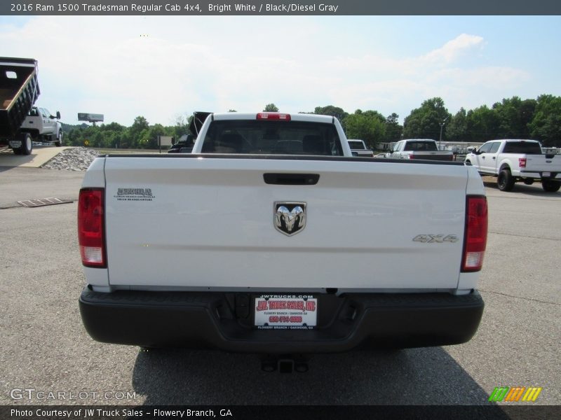 Bright White / Black/Diesel Gray 2016 Ram 1500 Tradesman Regular Cab 4x4