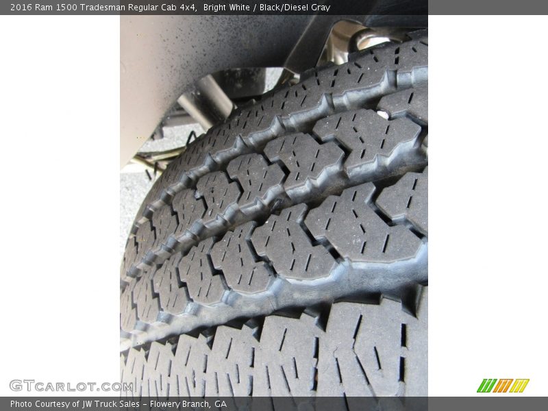 Bright White / Black/Diesel Gray 2016 Ram 1500 Tradesman Regular Cab 4x4