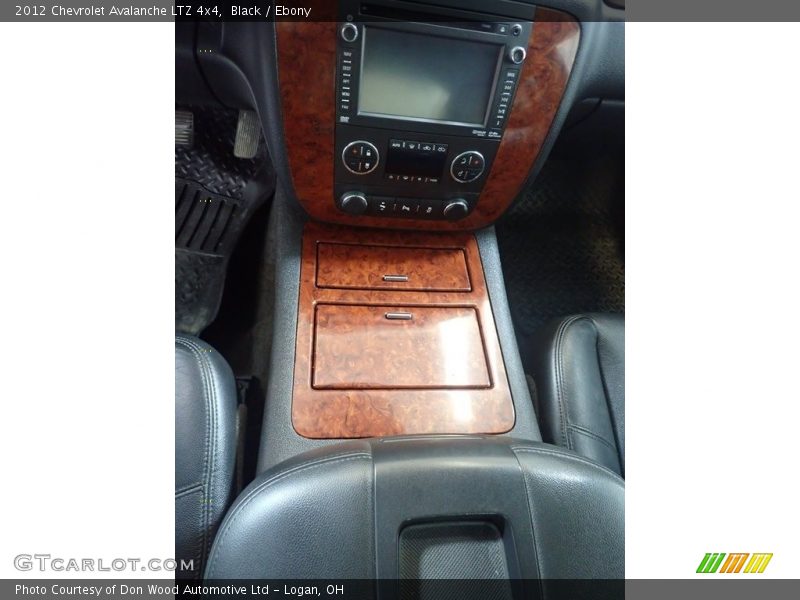 Black / Ebony 2012 Chevrolet Avalanche LTZ 4x4