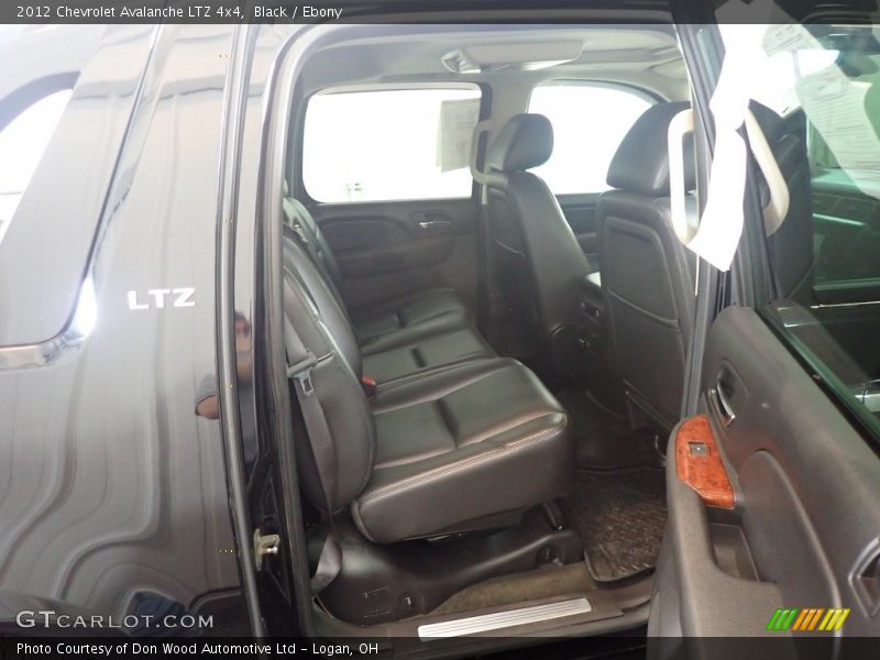 Black / Ebony 2012 Chevrolet Avalanche LTZ 4x4