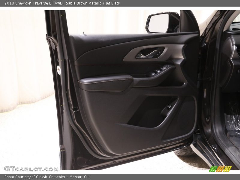 Sable Brown Metallic / Jet Black 2018 Chevrolet Traverse LT AWD