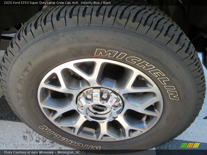 Velocity Blue / Black 2020 Ford F250 Super Duty Lariat Crew Cab 4x4