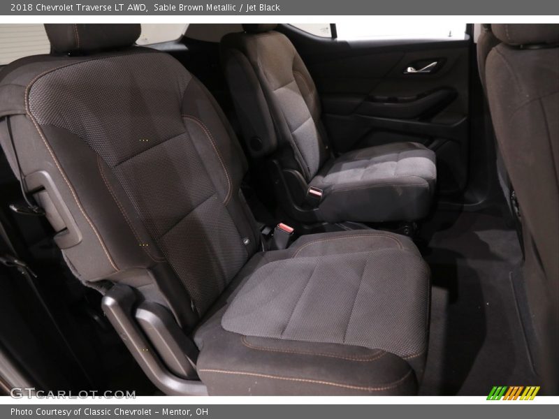 Sable Brown Metallic / Jet Black 2018 Chevrolet Traverse LT AWD