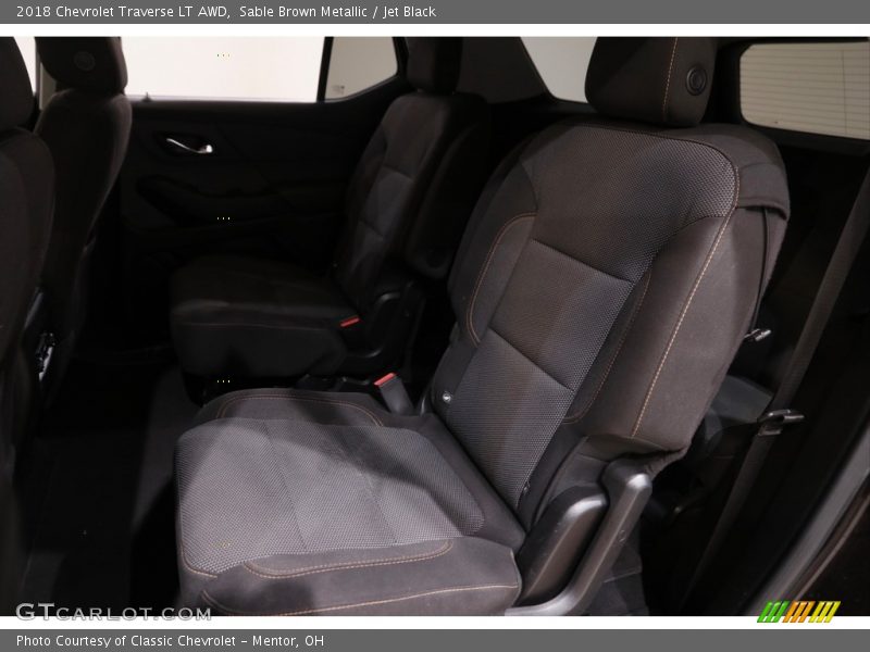 Sable Brown Metallic / Jet Black 2018 Chevrolet Traverse LT AWD