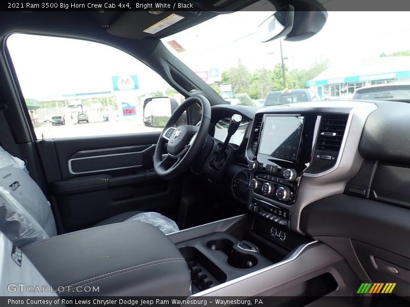 Bright White / Black 2021 Ram 3500 Big Horn Crew Cab 4x4