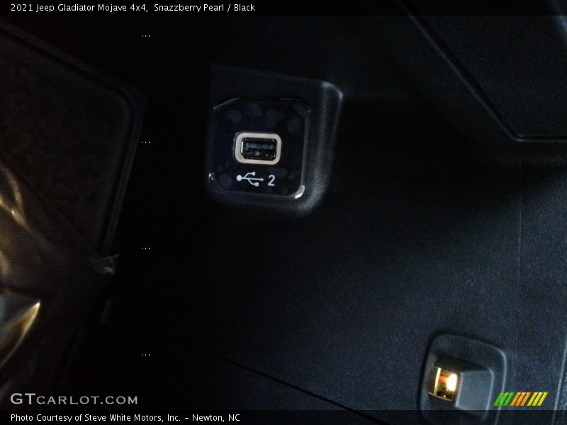 Snazzberry Pearl / Black 2021 Jeep Gladiator Mojave 4x4