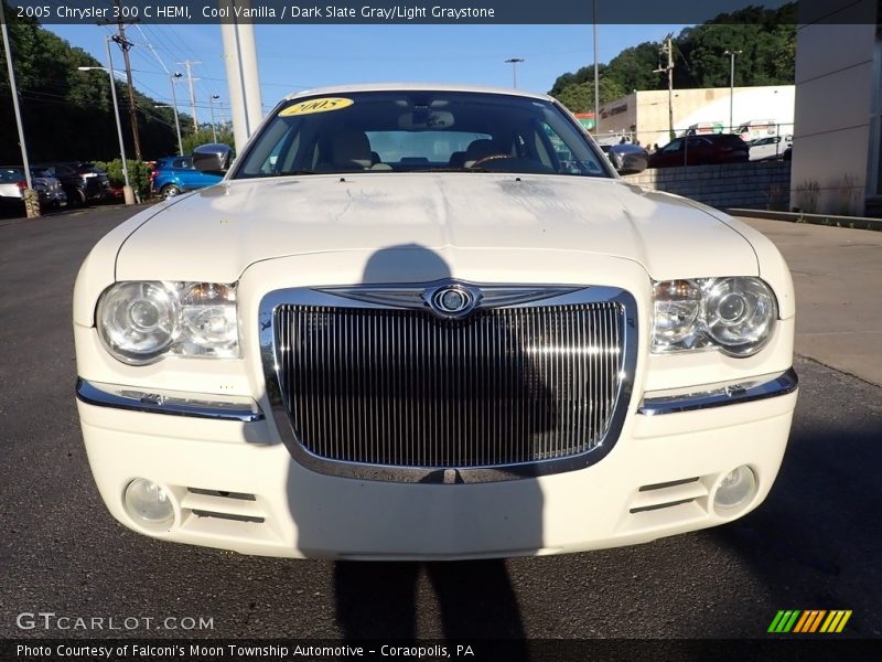 Cool Vanilla / Dark Slate Gray/Light Graystone 2005 Chrysler 300 C HEMI