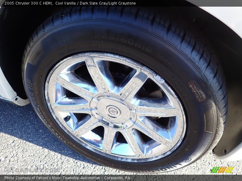 Cool Vanilla / Dark Slate Gray/Light Graystone 2005 Chrysler 300 C HEMI