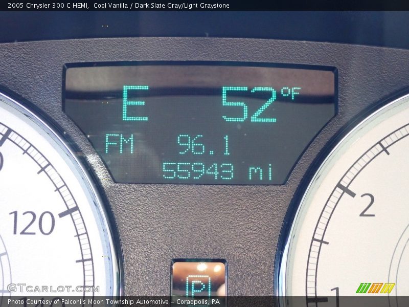 Cool Vanilla / Dark Slate Gray/Light Graystone 2005 Chrysler 300 C HEMI
