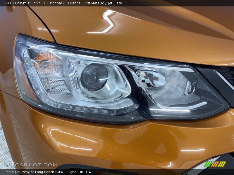 Orange Burst Metallic / Jet Black 2018 Chevrolet Sonic LT Hatchback