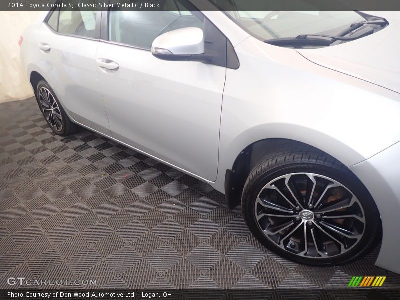Classic Silver Metallic / Black 2014 Toyota Corolla S