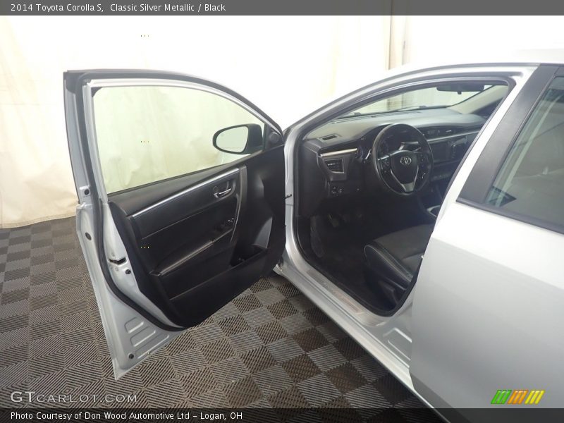 Classic Silver Metallic / Black 2014 Toyota Corolla S