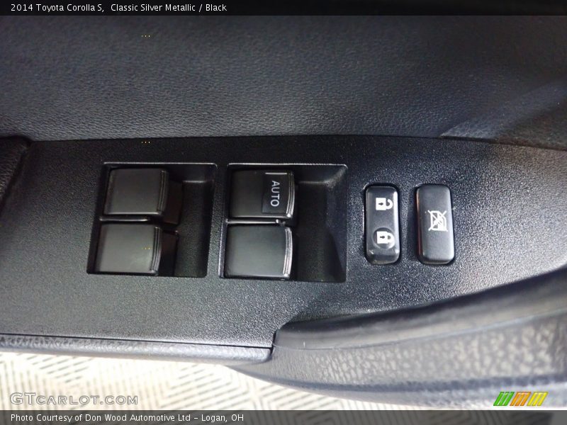 Classic Silver Metallic / Black 2014 Toyota Corolla S