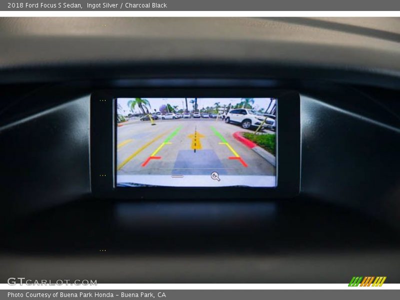 Ingot Silver / Charcoal Black 2018 Ford Focus S Sedan