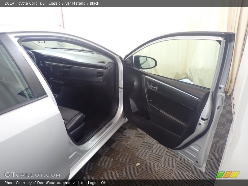 Classic Silver Metallic / Black 2014 Toyota Corolla S
