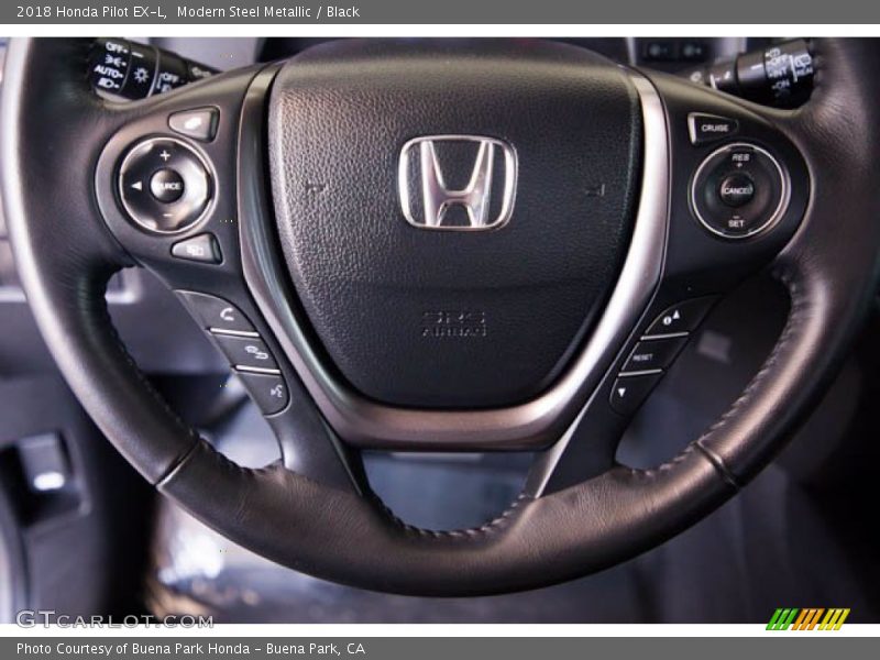Modern Steel Metallic / Black 2018 Honda Pilot EX-L