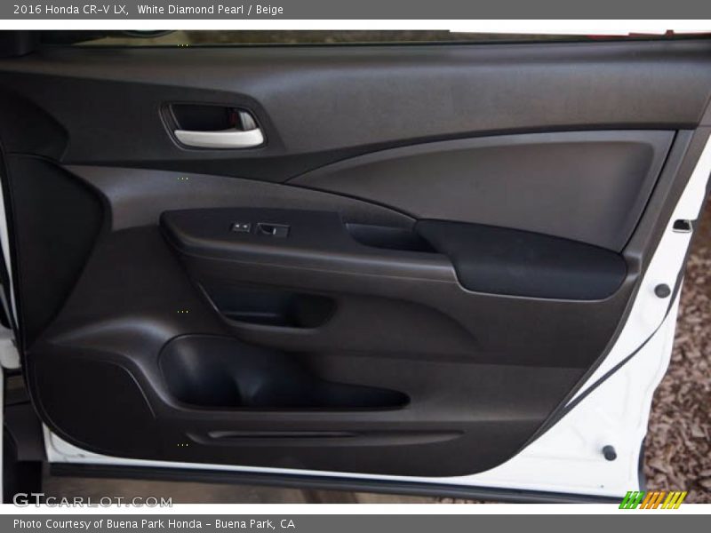 White Diamond Pearl / Beige 2016 Honda CR-V LX