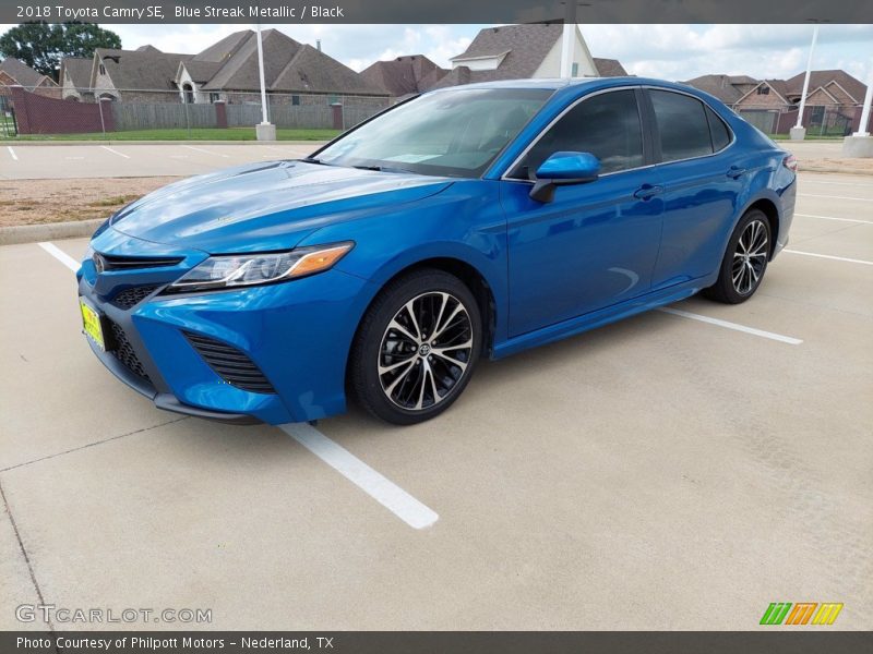Blue Streak Metallic / Black 2018 Toyota Camry SE