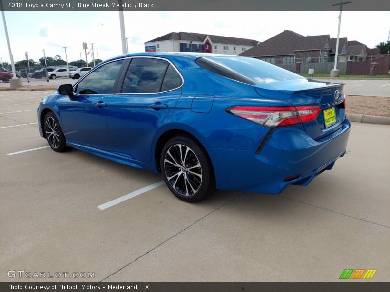 Blue Streak Metallic / Black 2018 Toyota Camry SE