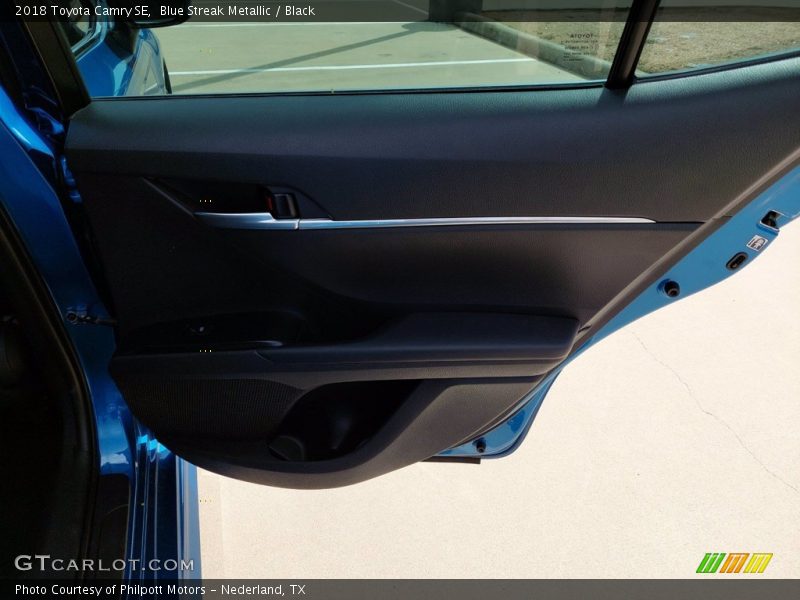 Blue Streak Metallic / Black 2018 Toyota Camry SE