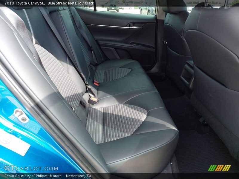 Blue Streak Metallic / Black 2018 Toyota Camry SE