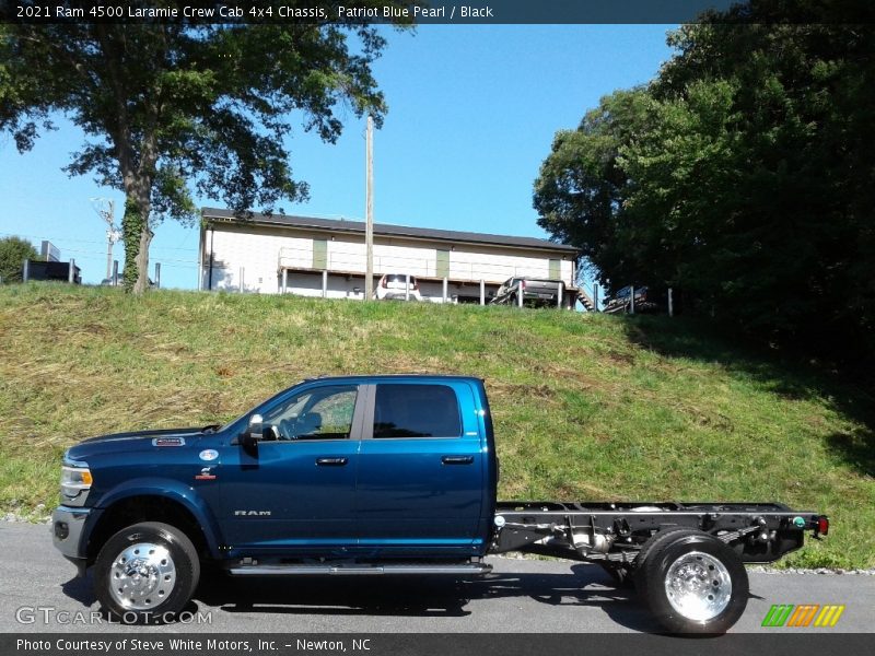  2021 4500 Laramie Crew Cab 4x4 Chassis Patriot Blue Pearl