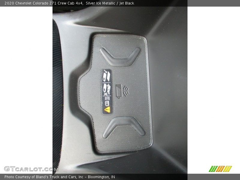 Silver Ice Metallic / Jet Black 2020 Chevrolet Colorado Z71 Crew Cab 4x4