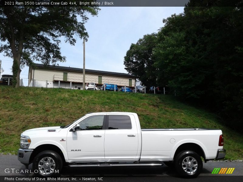 Bright White / Black 2021 Ram 3500 Laramie Crew Cab 4x4