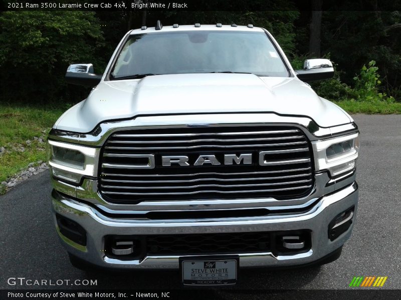 Bright White / Black 2021 Ram 3500 Laramie Crew Cab 4x4