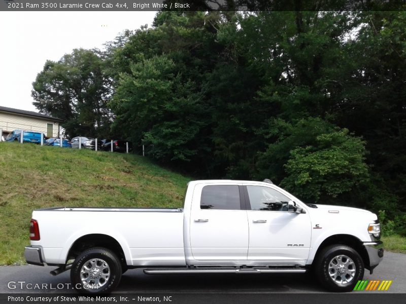 Bright White / Black 2021 Ram 3500 Laramie Crew Cab 4x4
