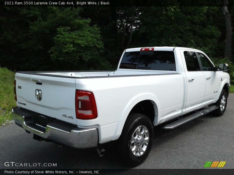 Bright White / Black 2021 Ram 3500 Laramie Crew Cab 4x4
