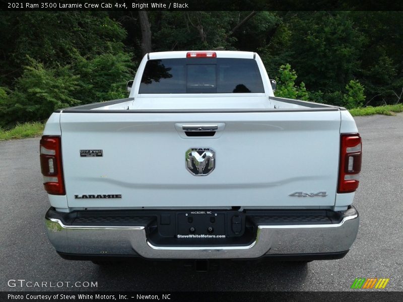 Bright White / Black 2021 Ram 3500 Laramie Crew Cab 4x4