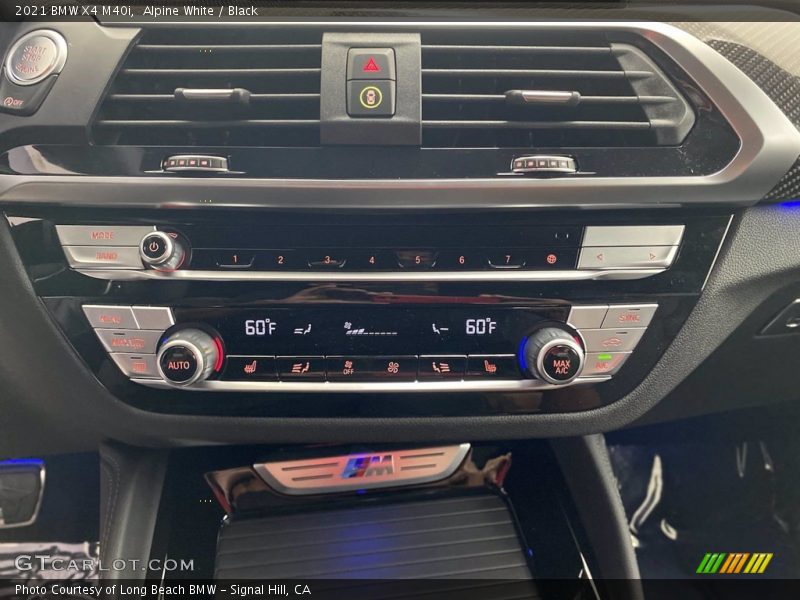 Alpine White / Black 2021 BMW X4 M40i