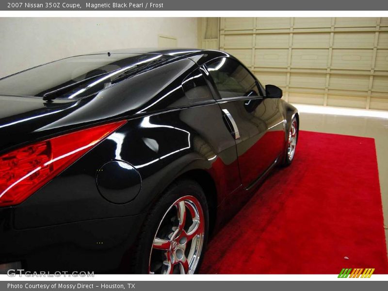 Magnetic Black Pearl / Frost 2007 Nissan 350Z Coupe