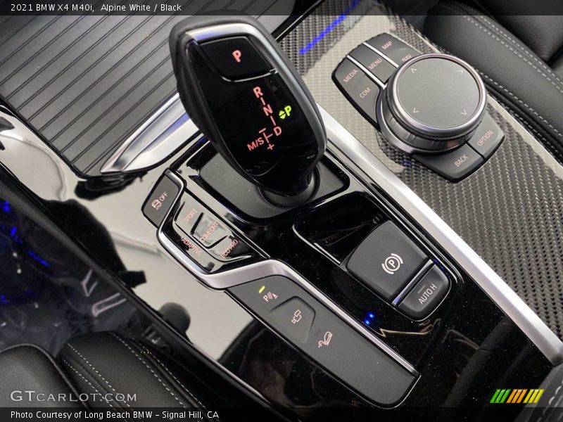 Alpine White / Black 2021 BMW X4 M40i