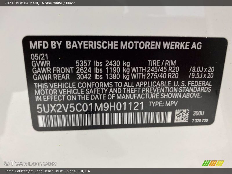 Alpine White / Black 2021 BMW X4 M40i
