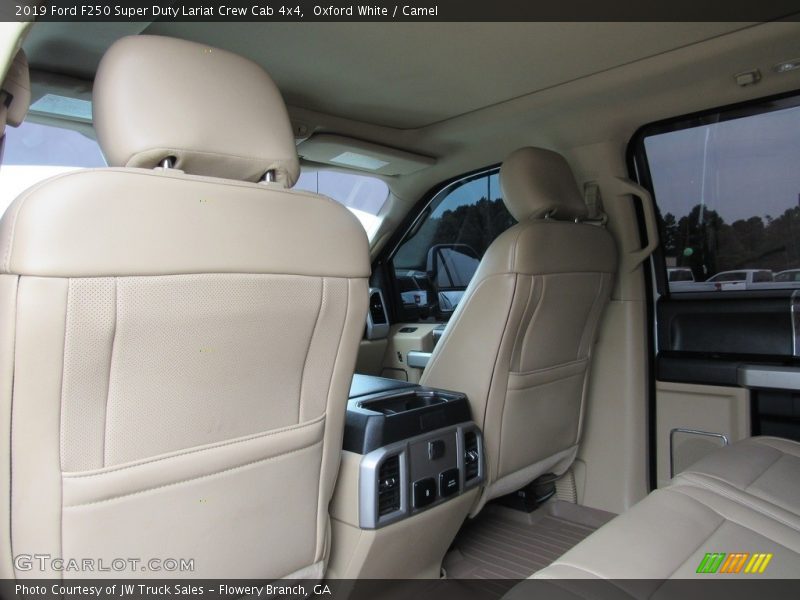 Oxford White / Camel 2019 Ford F250 Super Duty Lariat Crew Cab 4x4
