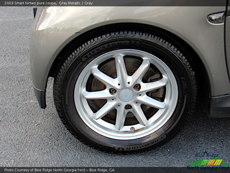 Gray Metallic / Gray 2009 Smart fortwo pure coupe